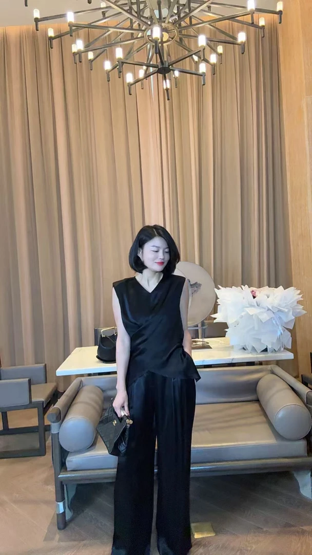 TANTAN  铜氨丝气质收腰无袖套装1931