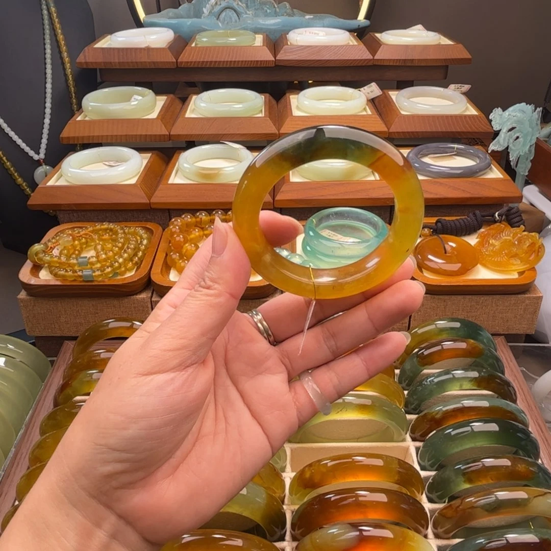 蛇纹石玉未镶嵌手镯56
