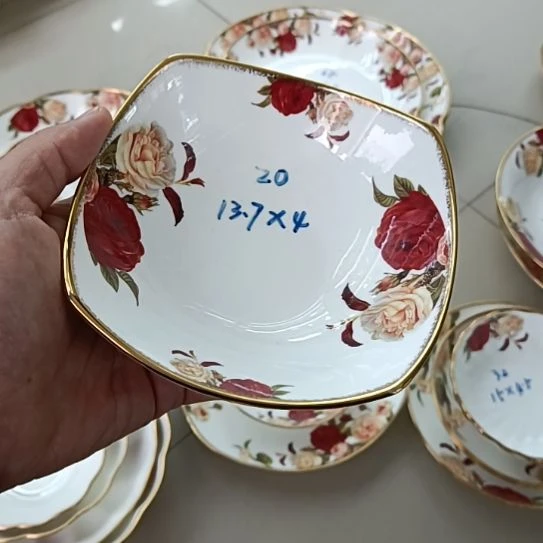 新疆西藏拍10个包邮金秋玫瑰手工拍金口径13.7厘米高4厘米四角碗