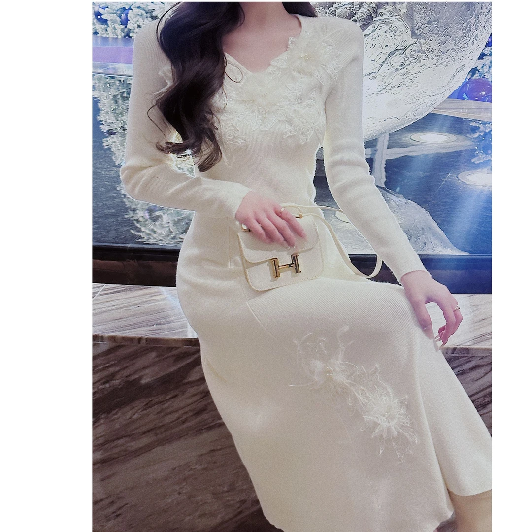 【烟纱绮梦】领口花朵羽毛V领鱼尾长裙XS40733