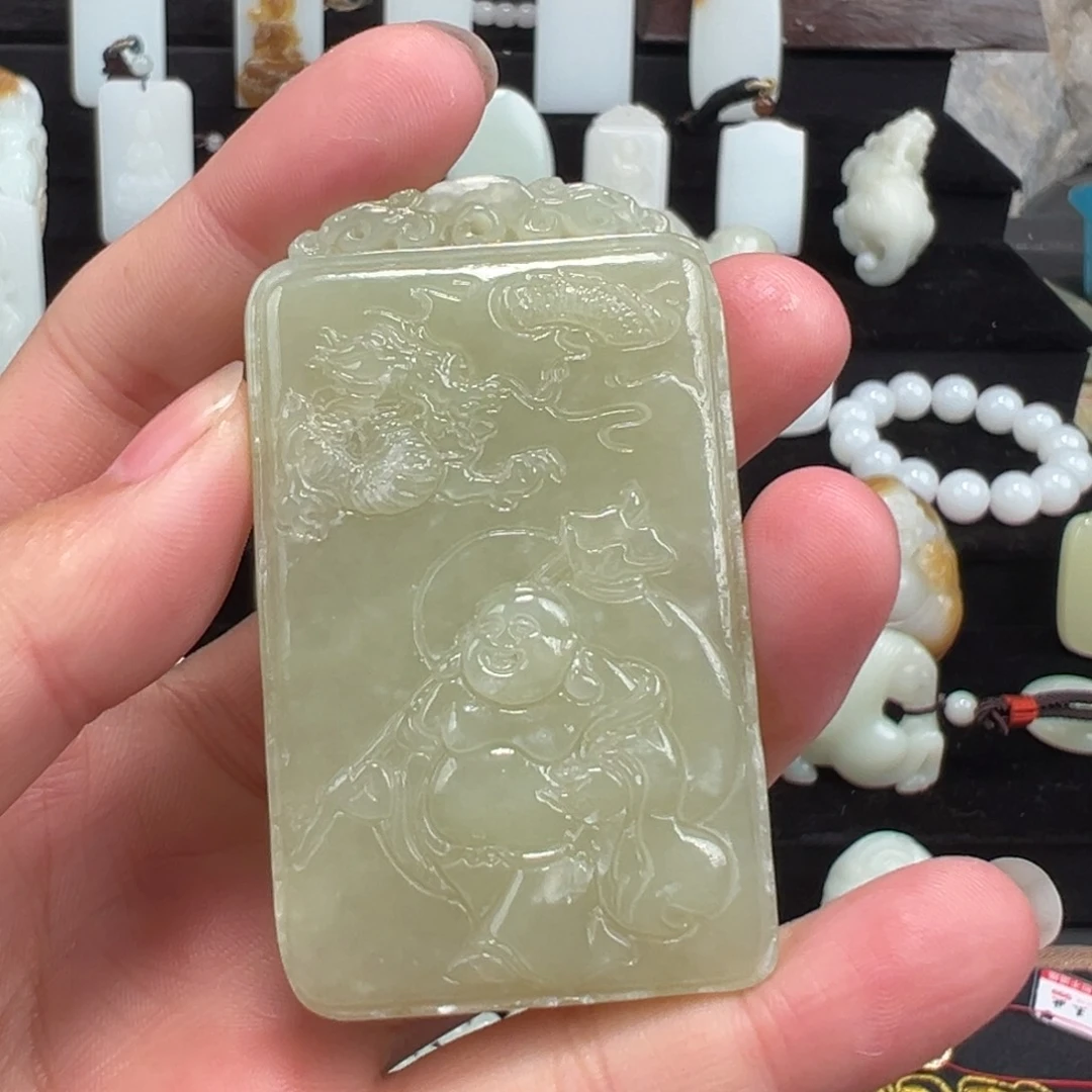 和田玉颈饰未镶嵌