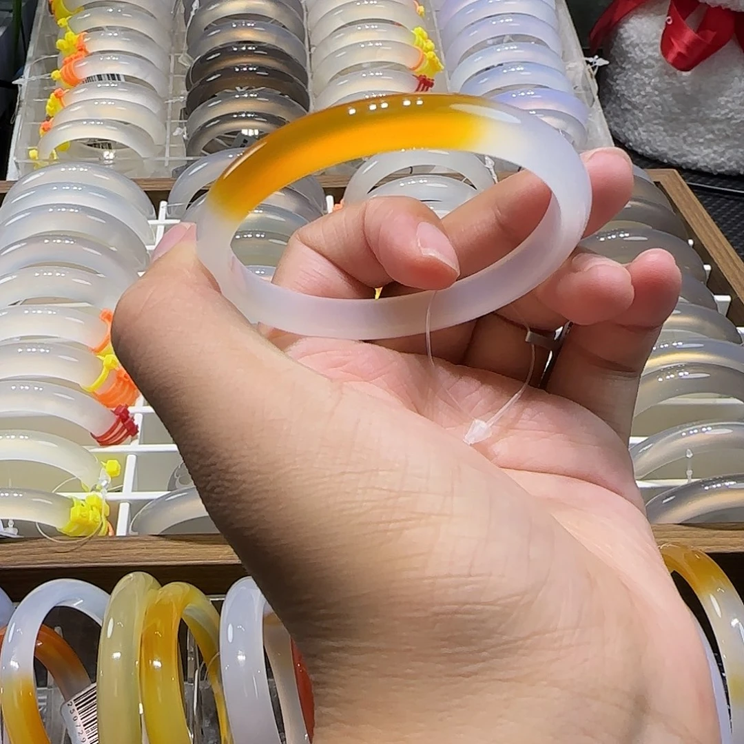 手镯玛瑙/玉髓未镶嵌54一口糖