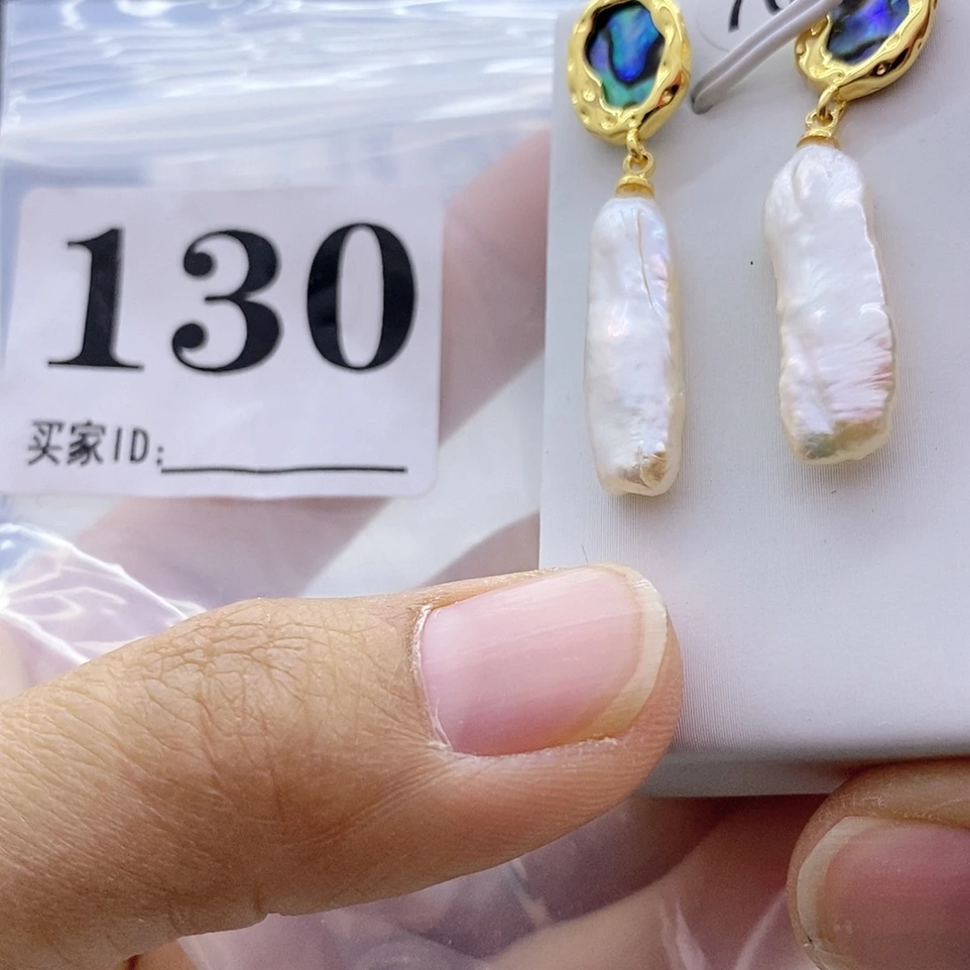 颈饰淡水珍珠钛钢