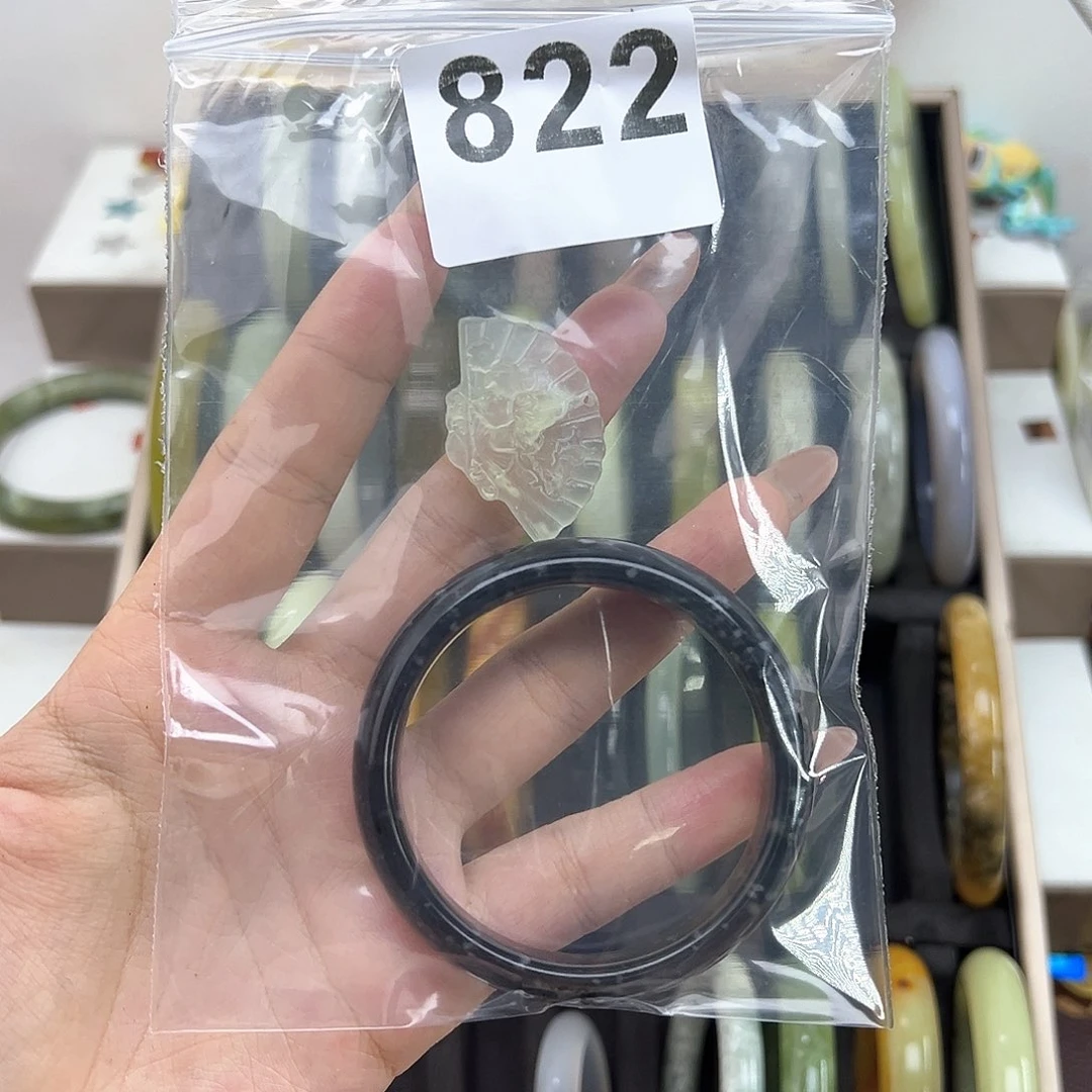 氺***蓙蛇纹石玉未镶嵌手镯