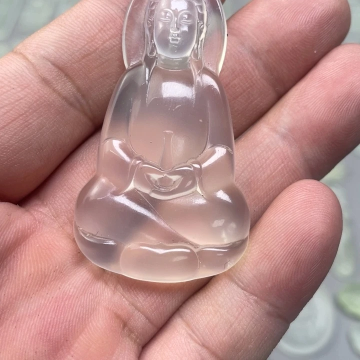 哇***。蛇纹石玉未镶嵌吊坠(赠链)