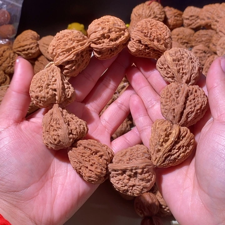 手串文玩核桃……27