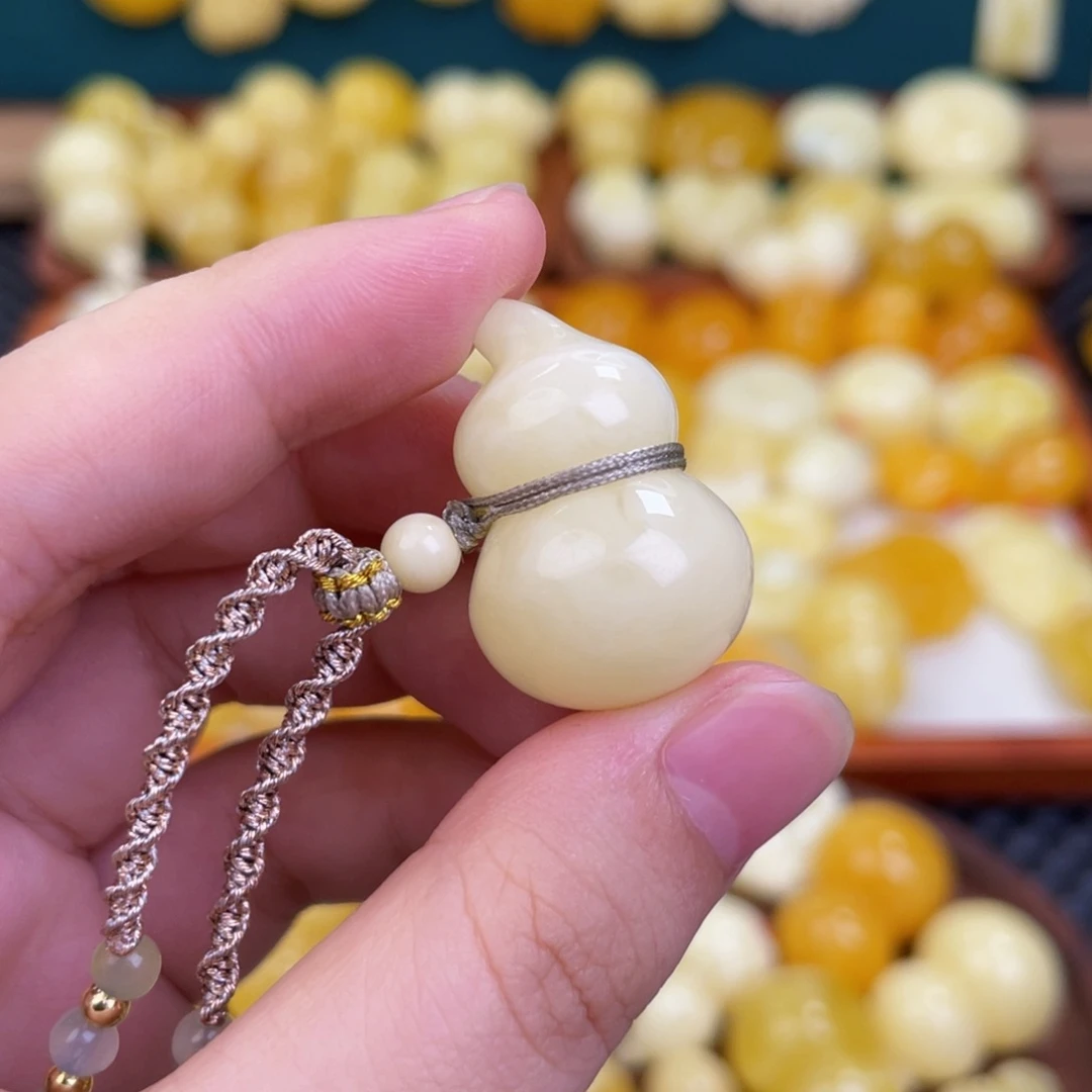 蜜蜡项链未镶嵌蜜蜡