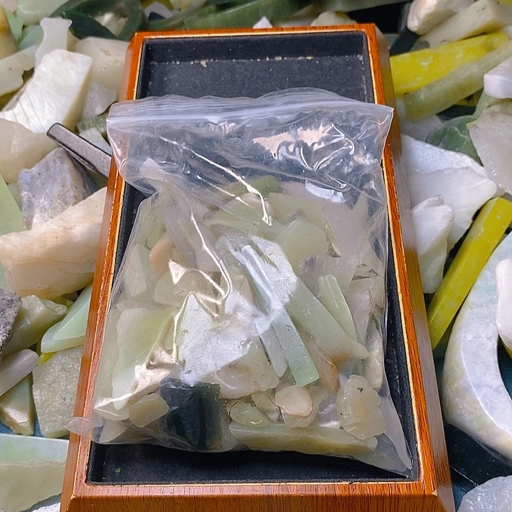 未镶嵌手镯和田玉（糖玉）