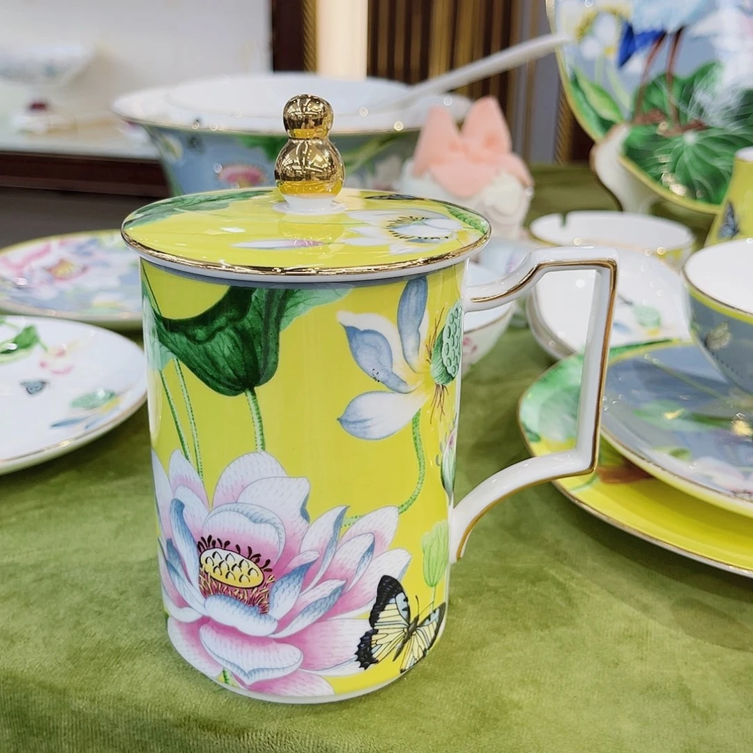 36%以上骨粉骨瓷马克杯带盖