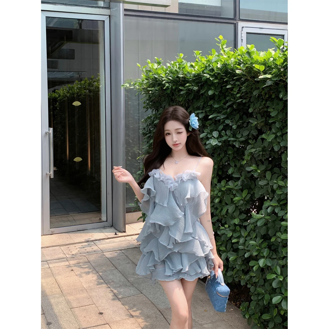 荷叶边法式蓝色吊带连衣裙女夏季温柔雪纺裙子设计感收腰a字短裙