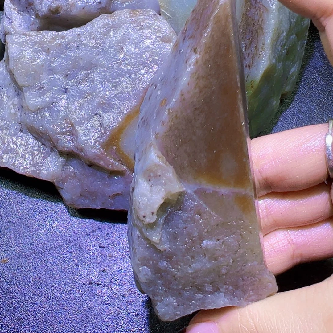 和田玉（糖玉）未镶嵌珠宝半成品