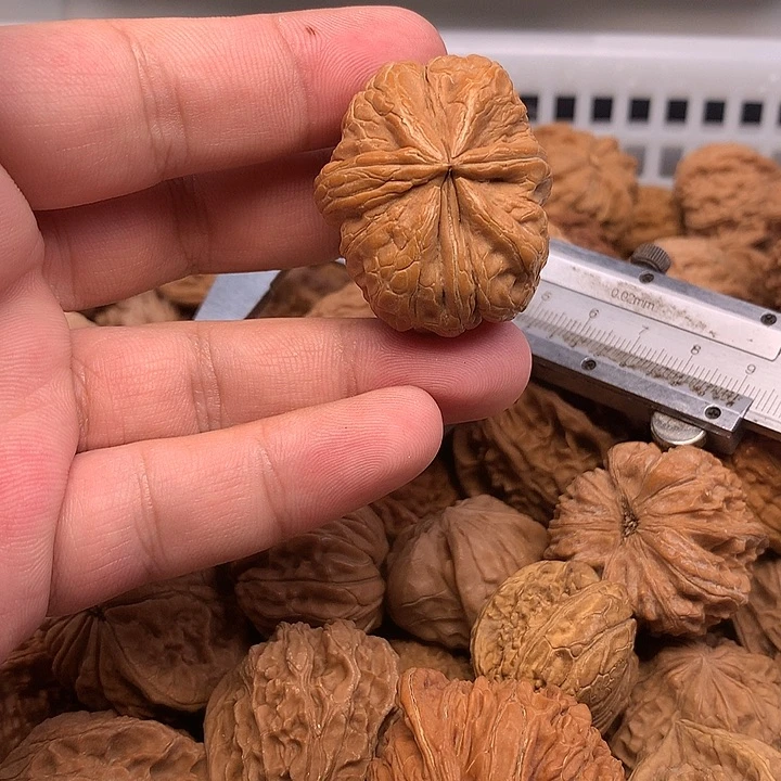 J***F吊坠文玩核桃核桃