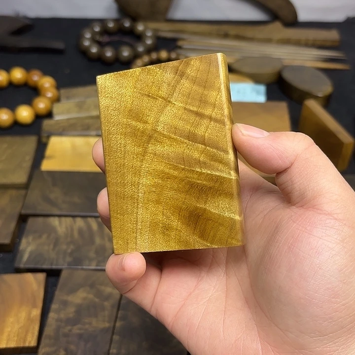 黄***皮金丝楠一物一拍链接