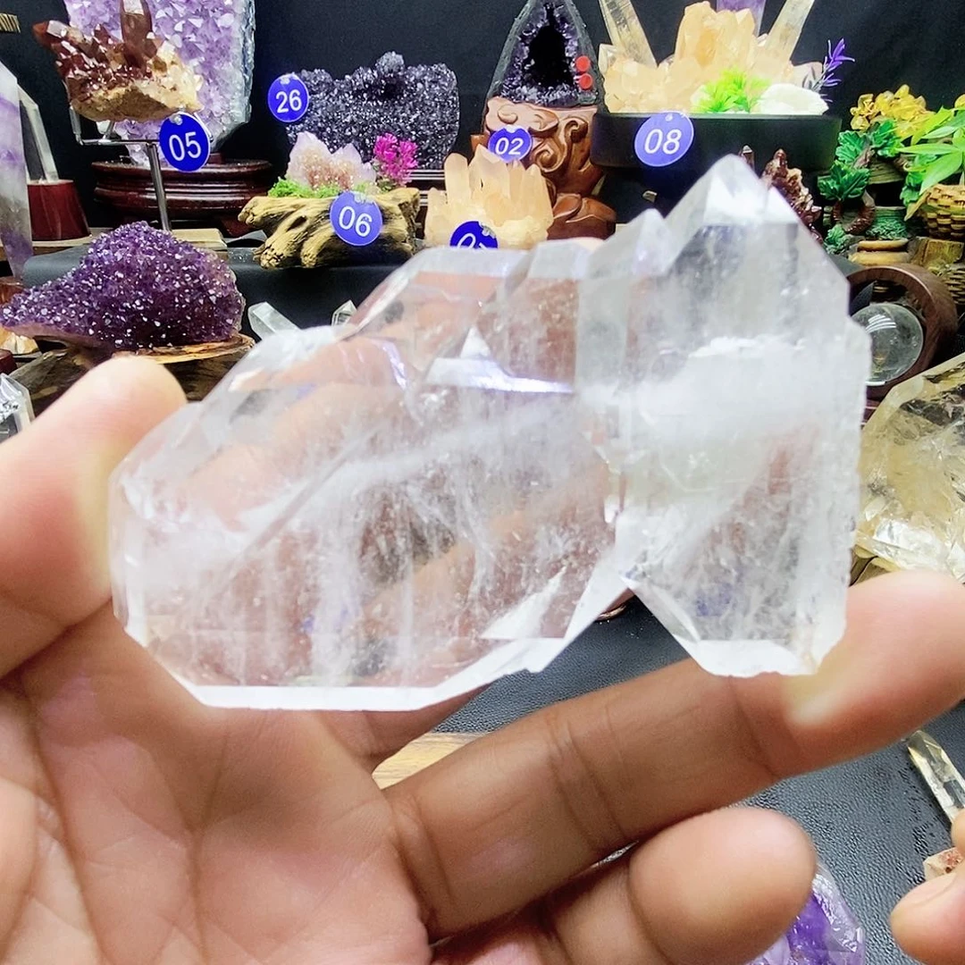 石材白水晶摆件，