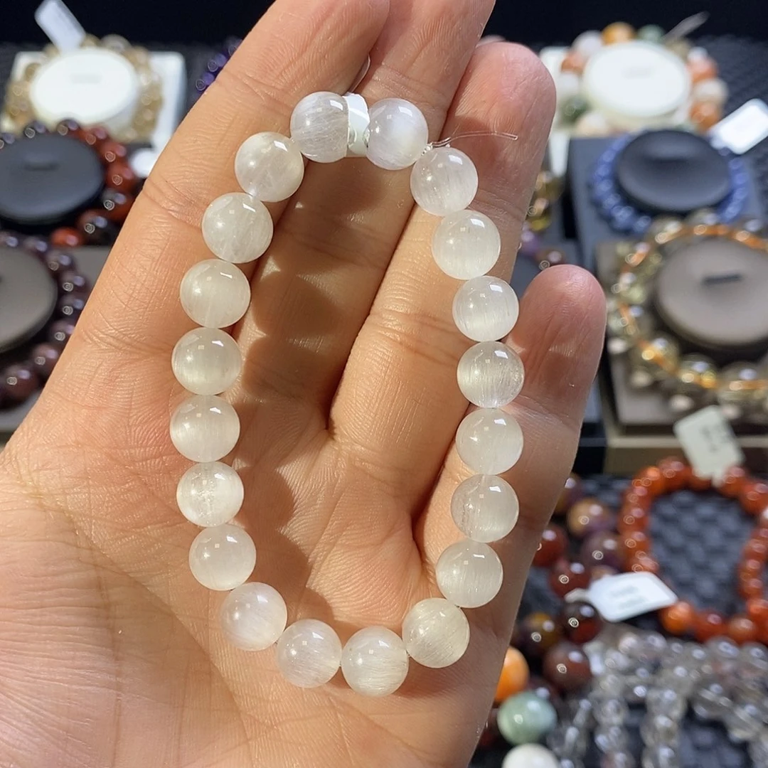 水晶手链未镶嵌白兔毛