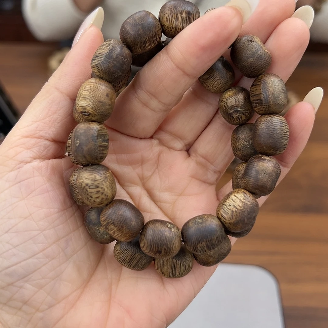 沉香香囊沉香沉香瘤疤虫漏1.2单圈多样性发一