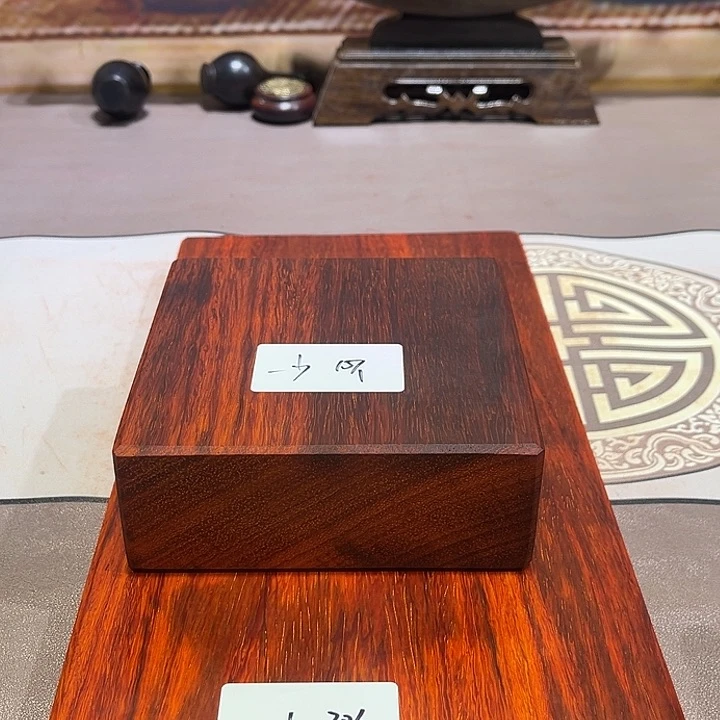 非洲紫檀（红花梨）一*