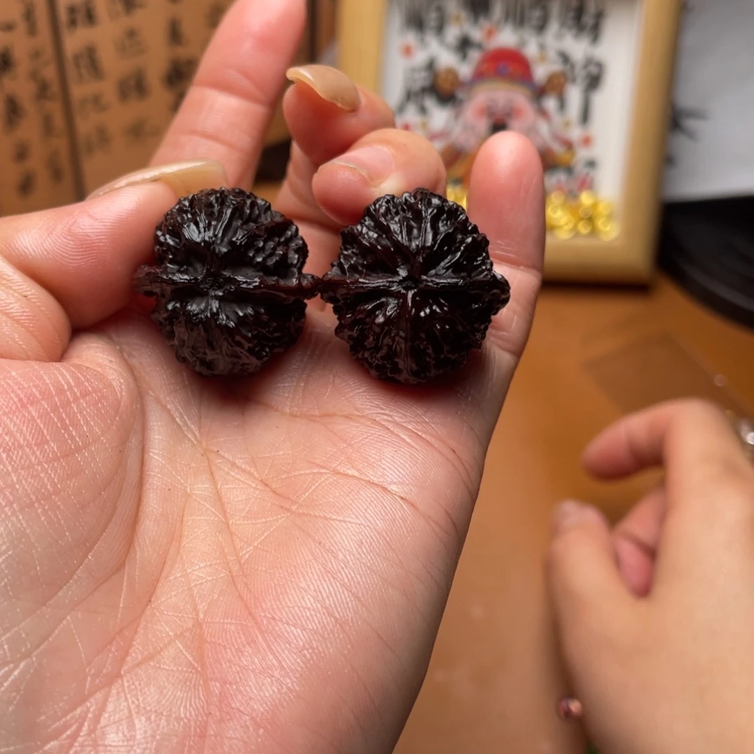 核桃荔枝纹26尺shou nian手捻