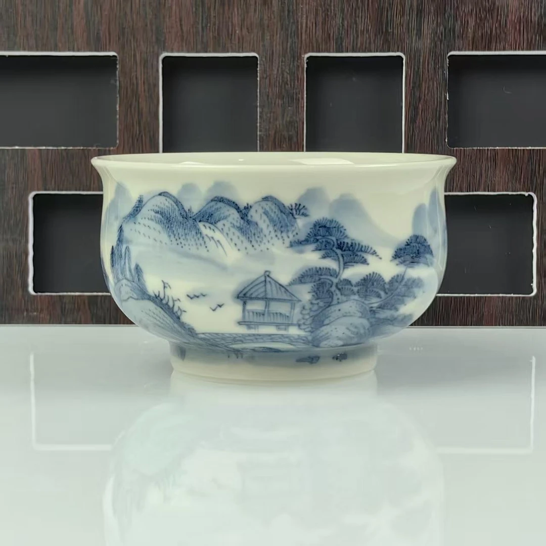 立勤堂 青花山水卢士杯 LQ471