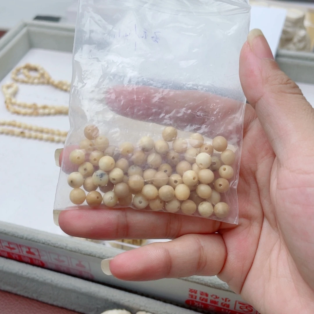 柏香籽/百香籽吊坠猛犸牙随机发三粒