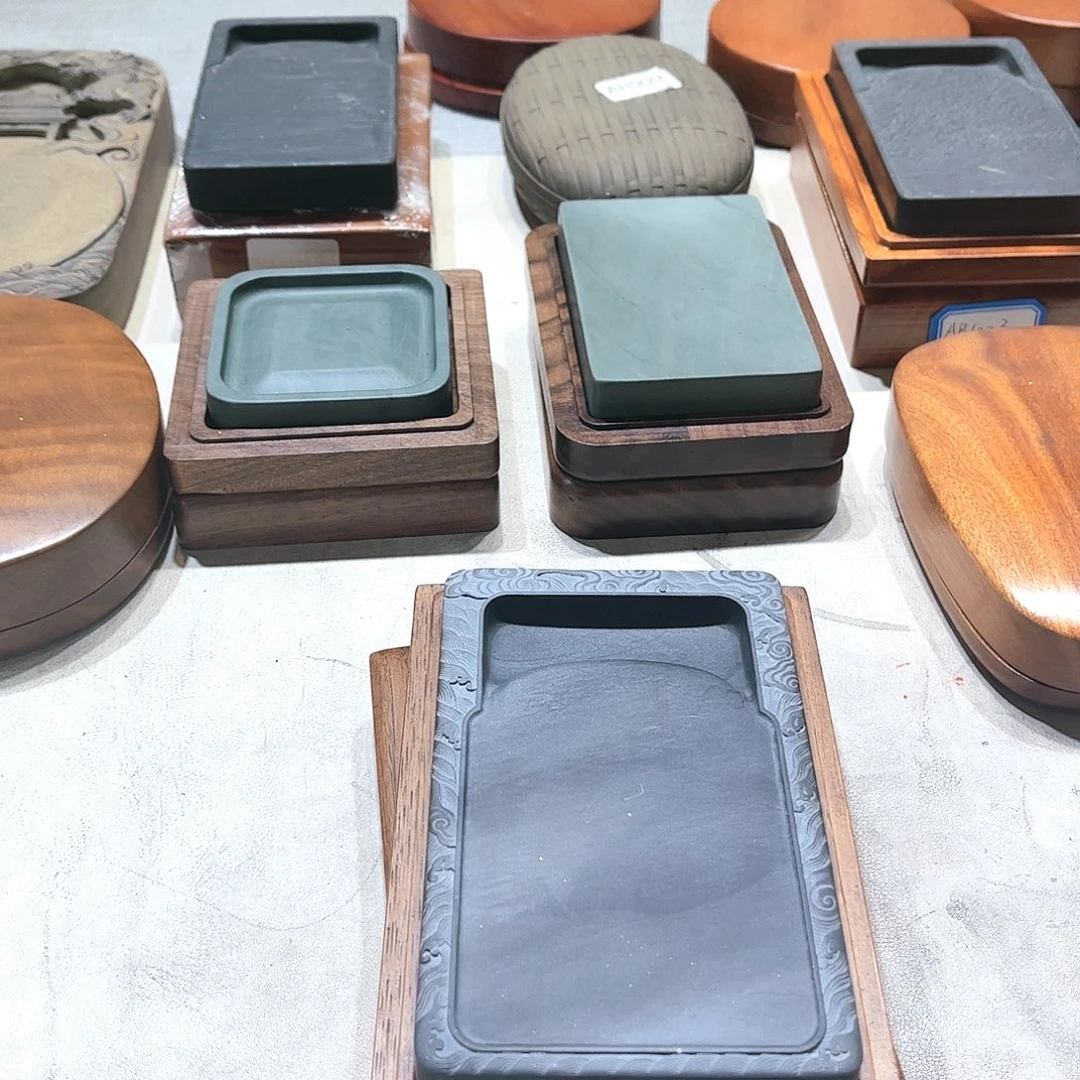 子***墨存着哈哈哈哈哈哈