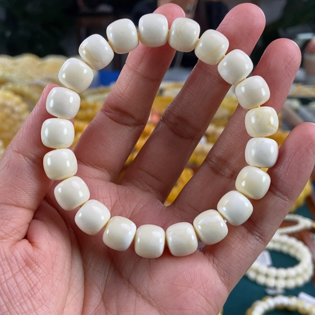 琥珀未镶嵌珠宝奇石10同料瓷白蜡老型14.84