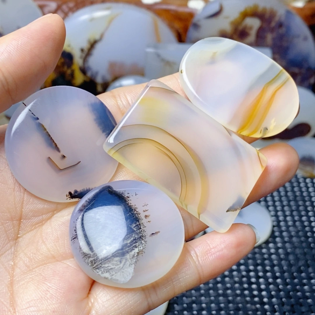 轩***康玛瑙/玉髓未镶嵌珠宝半成品