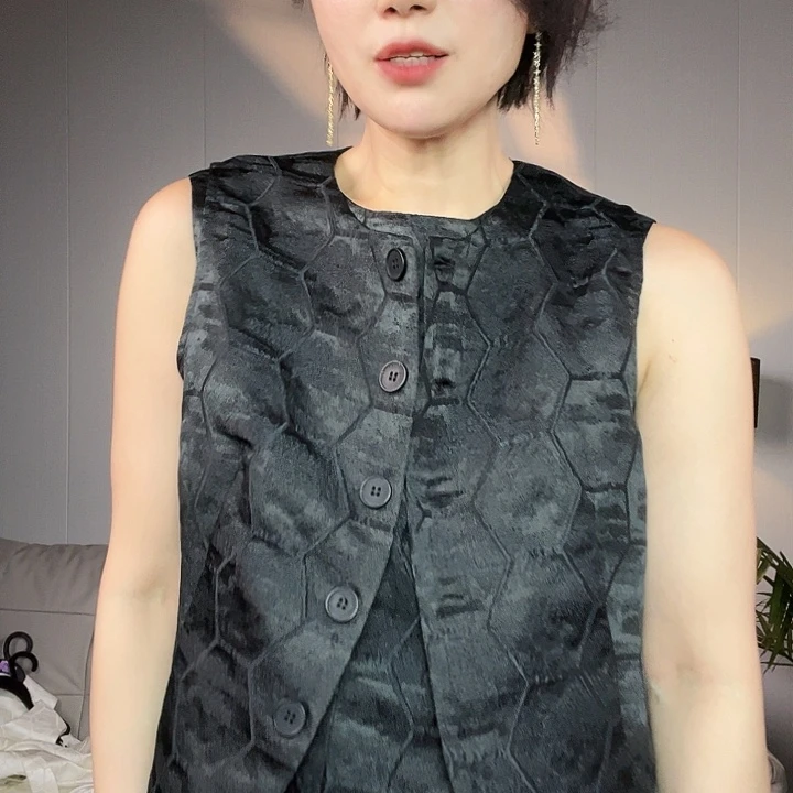 M码马甲去拍去拍去拍