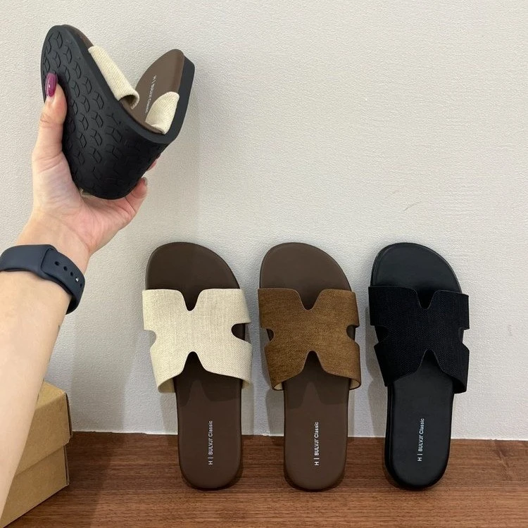 一字带拖鞋外穿时尚百搭平底旅游沙滩2025夏季新款海边简约凉拖鞋