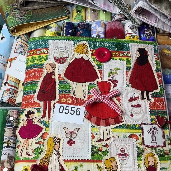 织绣a4活页收纳册0556