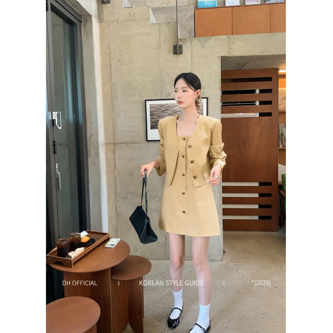 DH OFFICIAL 大花【莫尔周刊 mohr】琥珀流光气质背心式连衣裙套装