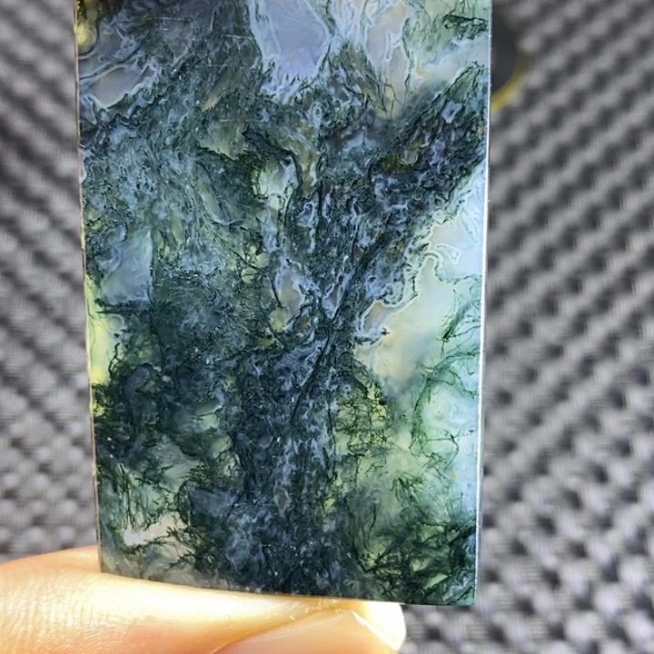 用***7玛瑙/玉髓未镶嵌玛瑙