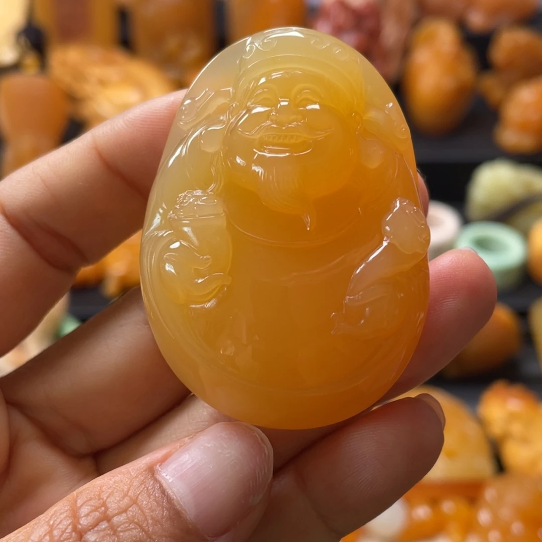 石英质玉（缅黄）未镶嵌颈饰