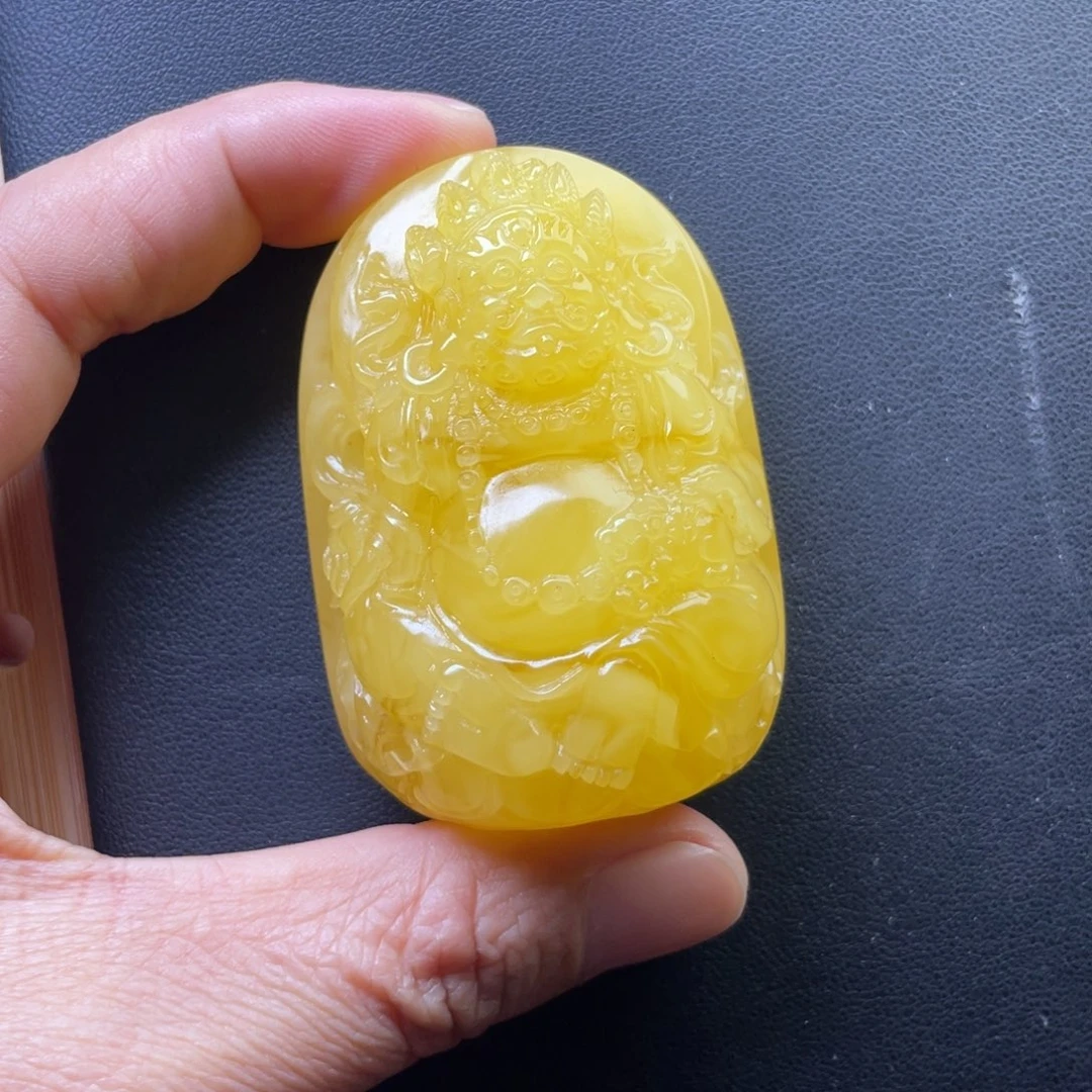 琥珀未镶嵌颈饰天然的琥珀蜜蜡