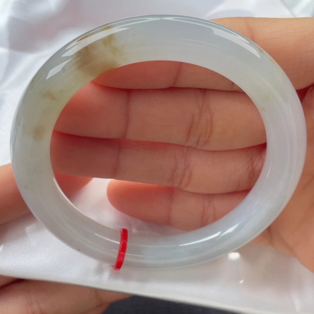 翡翠手镯（圆镯）未镶嵌