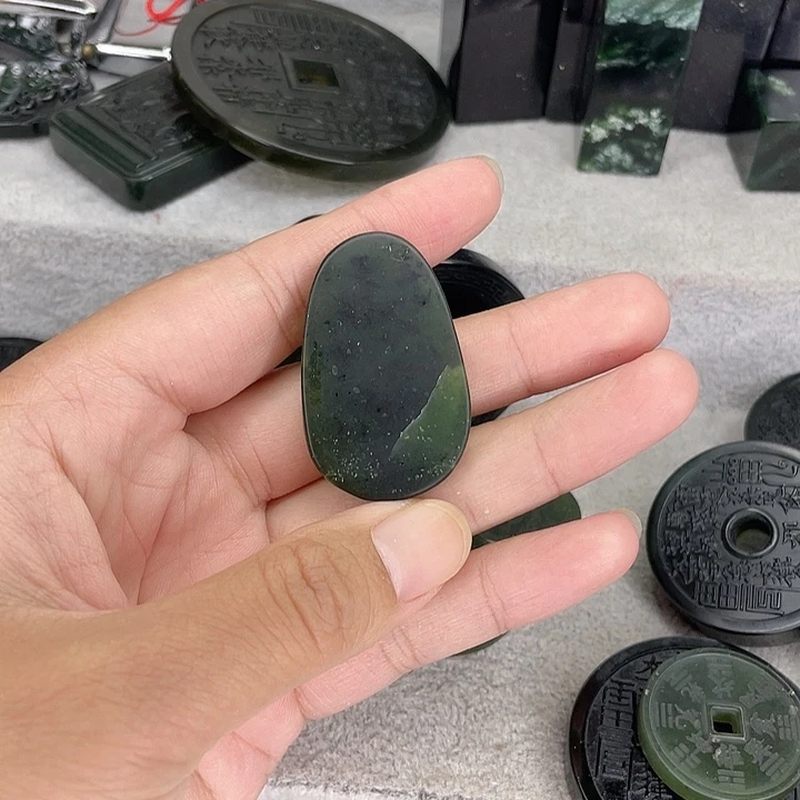 小***爸蛇纹石玉未镶嵌印章