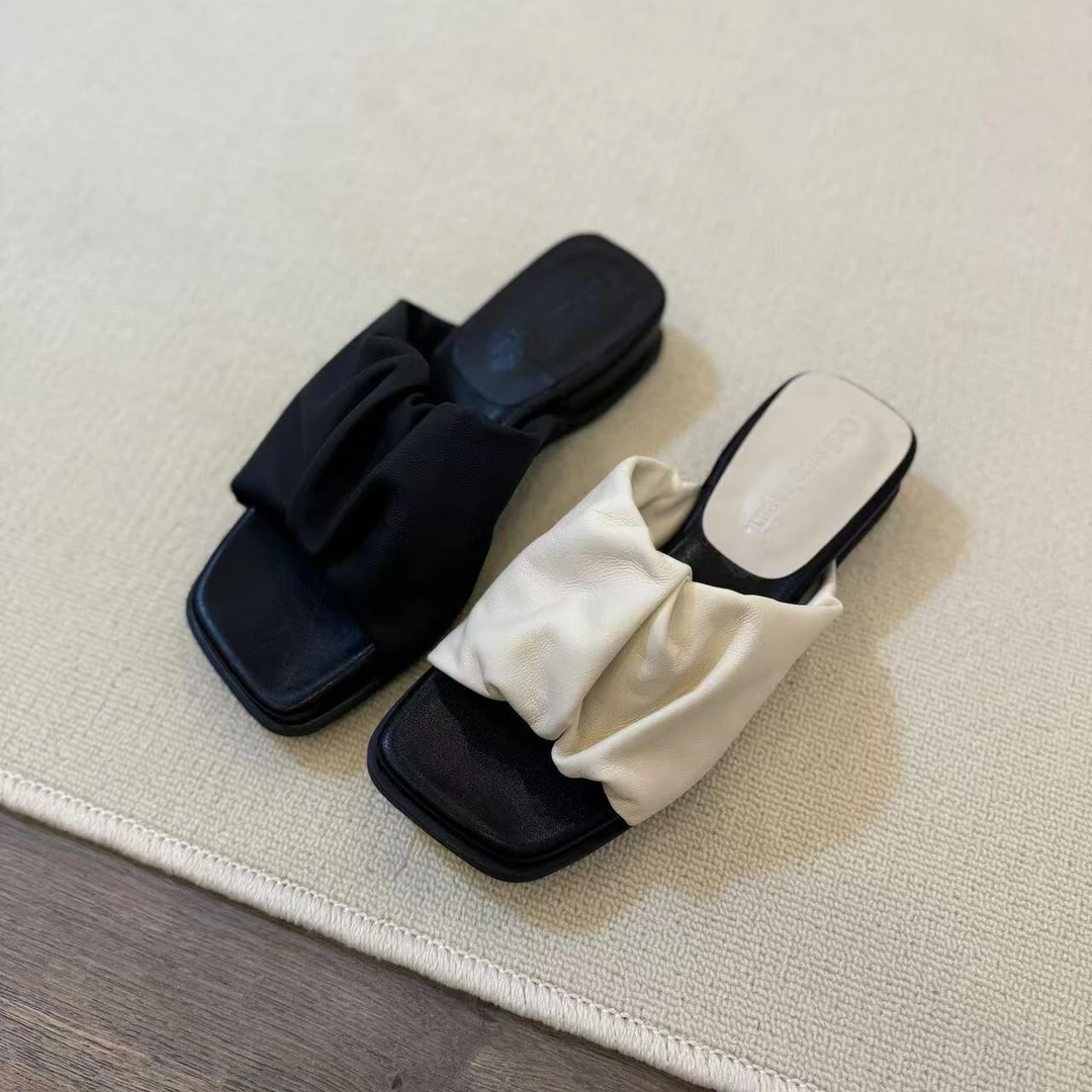 六也「空气云朵」头层羊皮软底简约慵懒一脚蹬气质外穿凉拖女L770