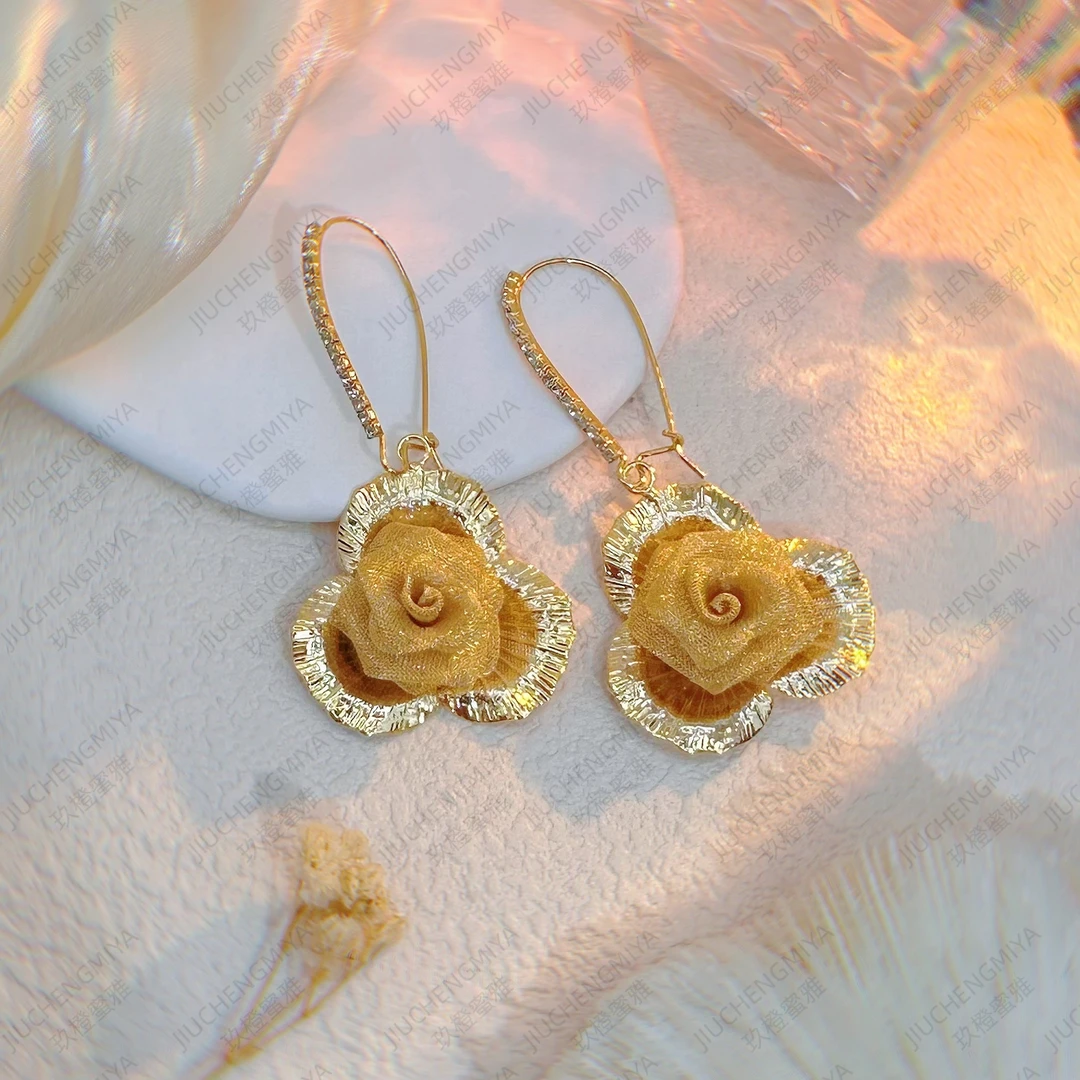 铜合金合成锆石耳饰 雾岚KL810时尚气质百搭高级感玫瑰花海边耳环