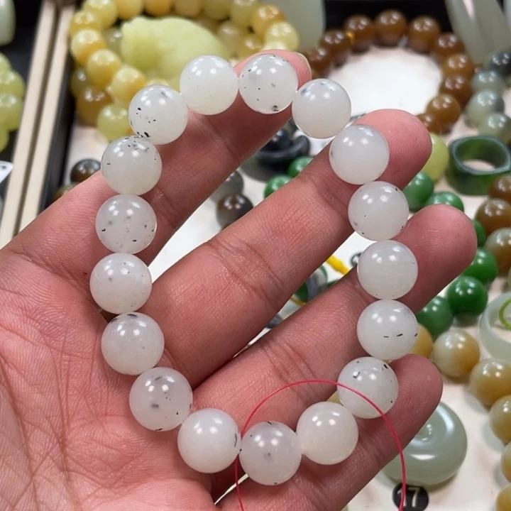 未镶嵌手串和田玉