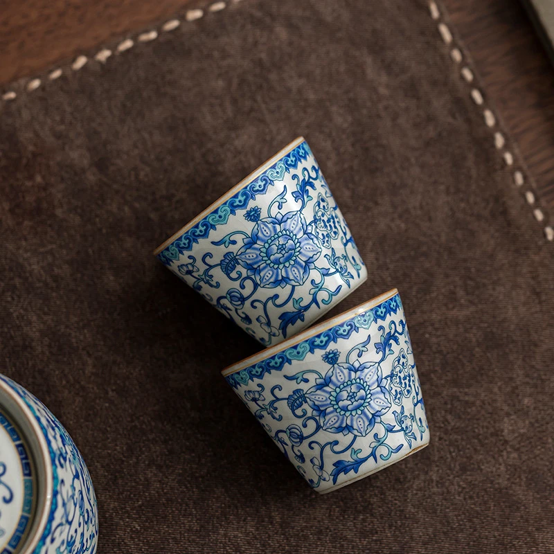 国潮新款汝窑青花缠枝莲聚香杯中式家用功夫品茗杯陶瓷单茶道用品