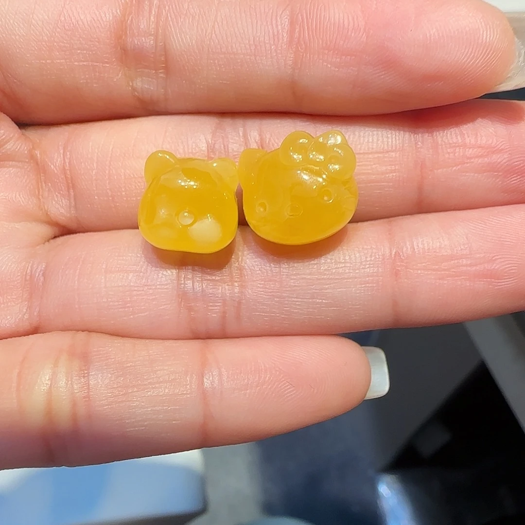 琥珀未镶嵌珠宝奇石