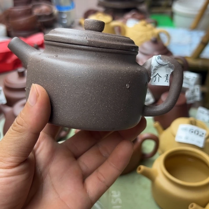 茶壶紫砂紫泥德中230左右瑕疵