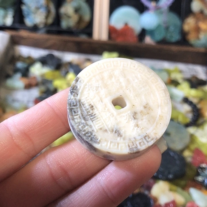 岫玉未镶嵌岫玉挂件