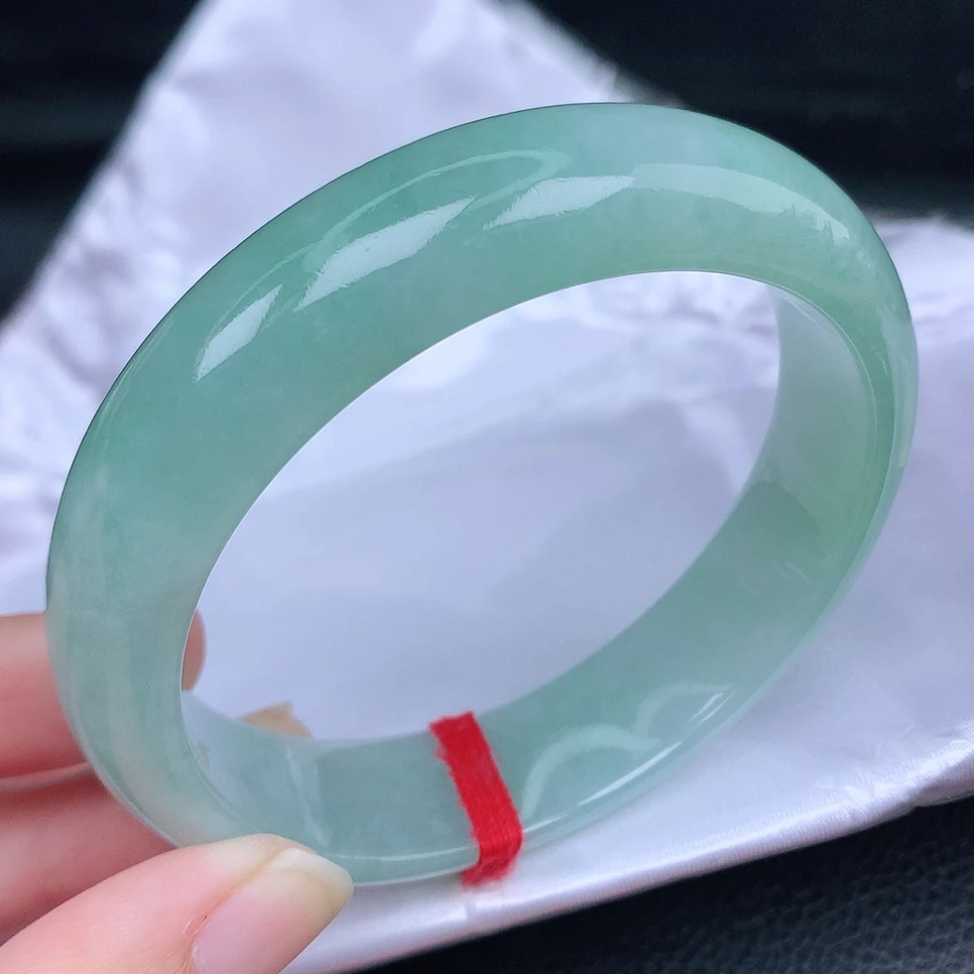 未镶嵌手镯翡翠天然