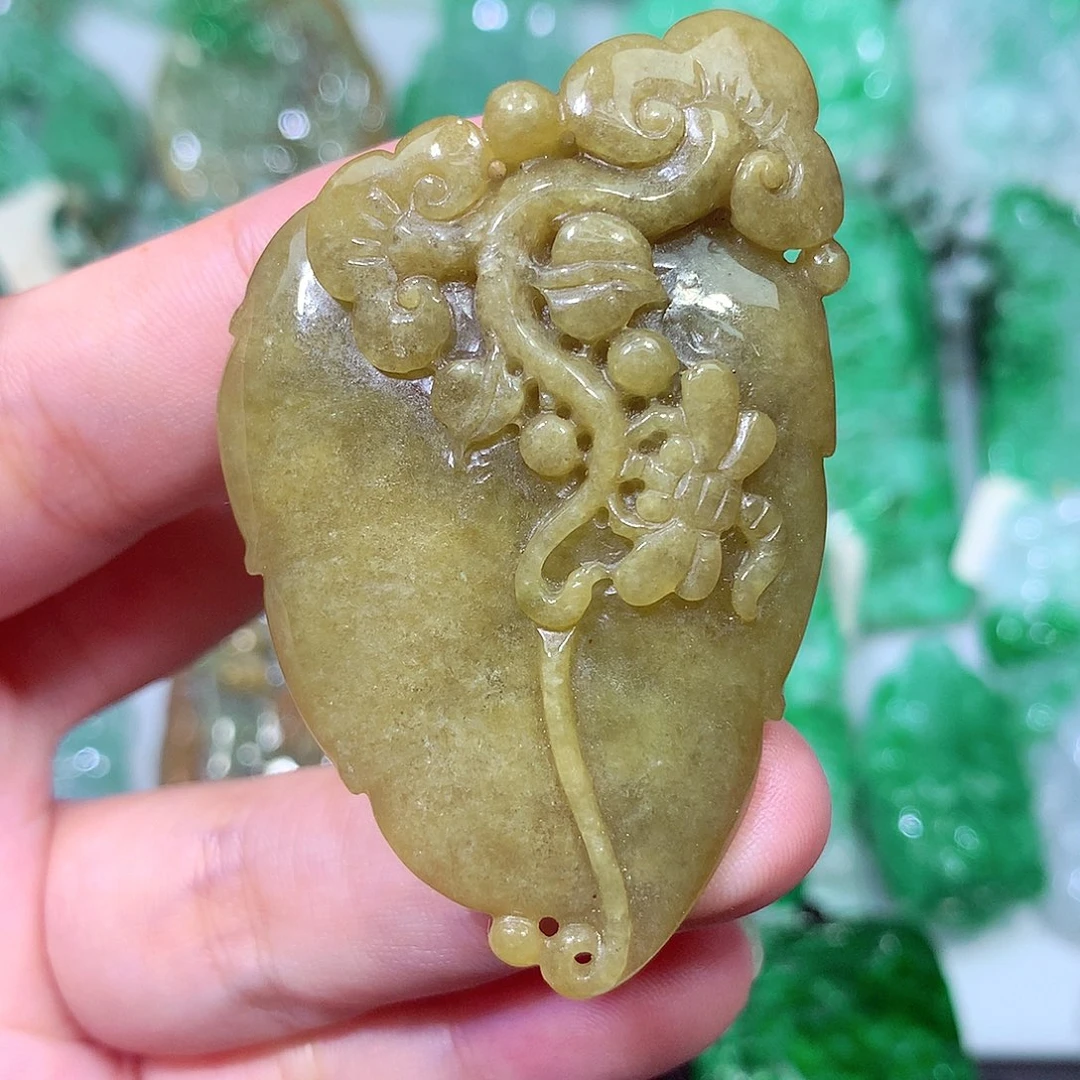 吊坠(不含链)未镶嵌翡翠