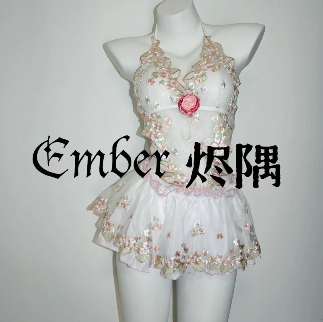 可爱白色纯欲蕾丝公主裙摆刺绣性感睡裙套装制服日系甜美软妹