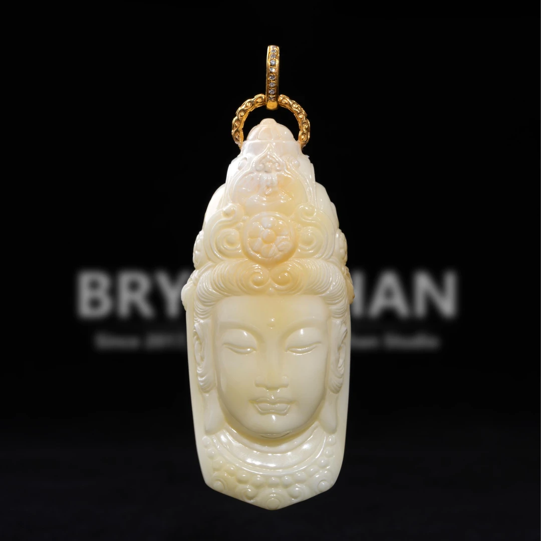 【耀今·观音】（53*23*13mm·9.8g）18k金肖时清大师作品·奶白蜜蜡