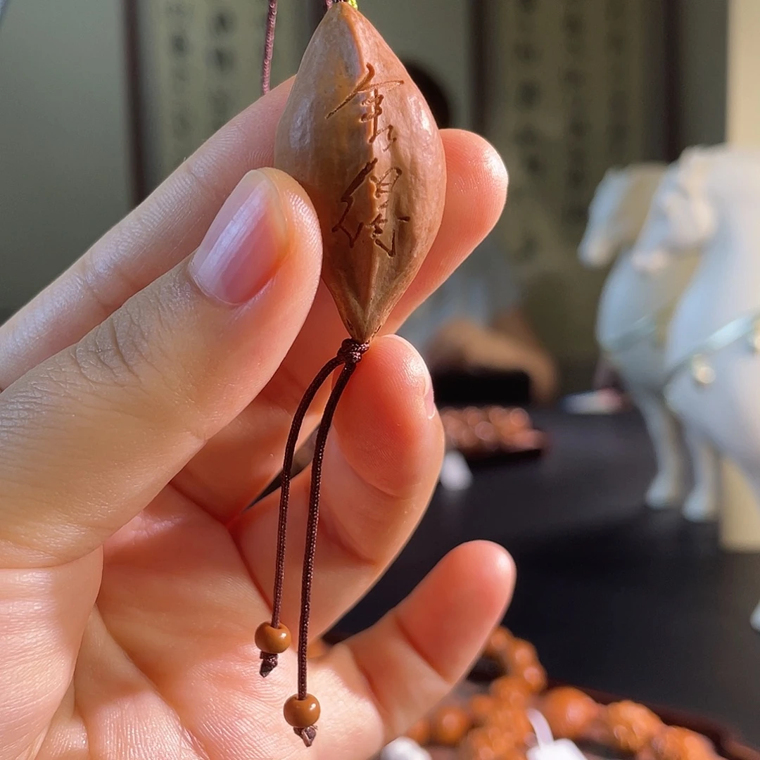 橄榄核吊坠11111111