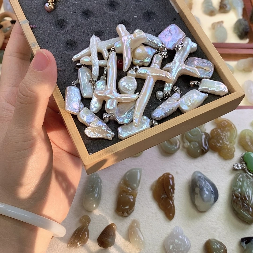 颈饰银S925镶嵌淡水珍珠