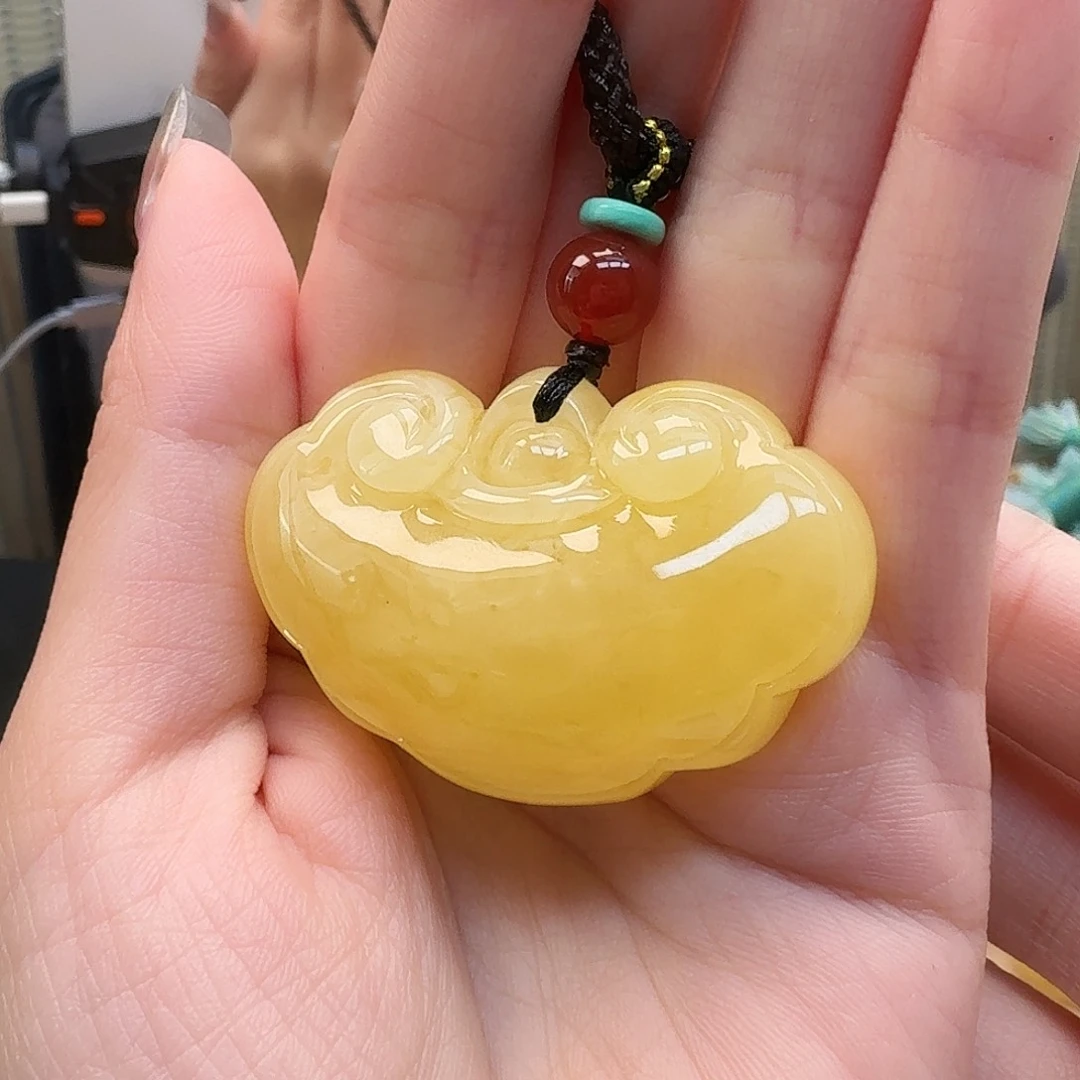 未镶嵌琥珀裸石如意